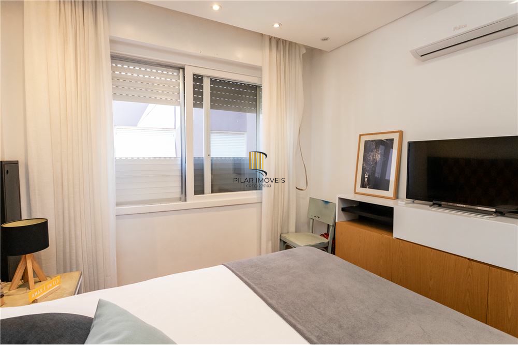 Apartamento 2 dormitórios no bairro Humaitá