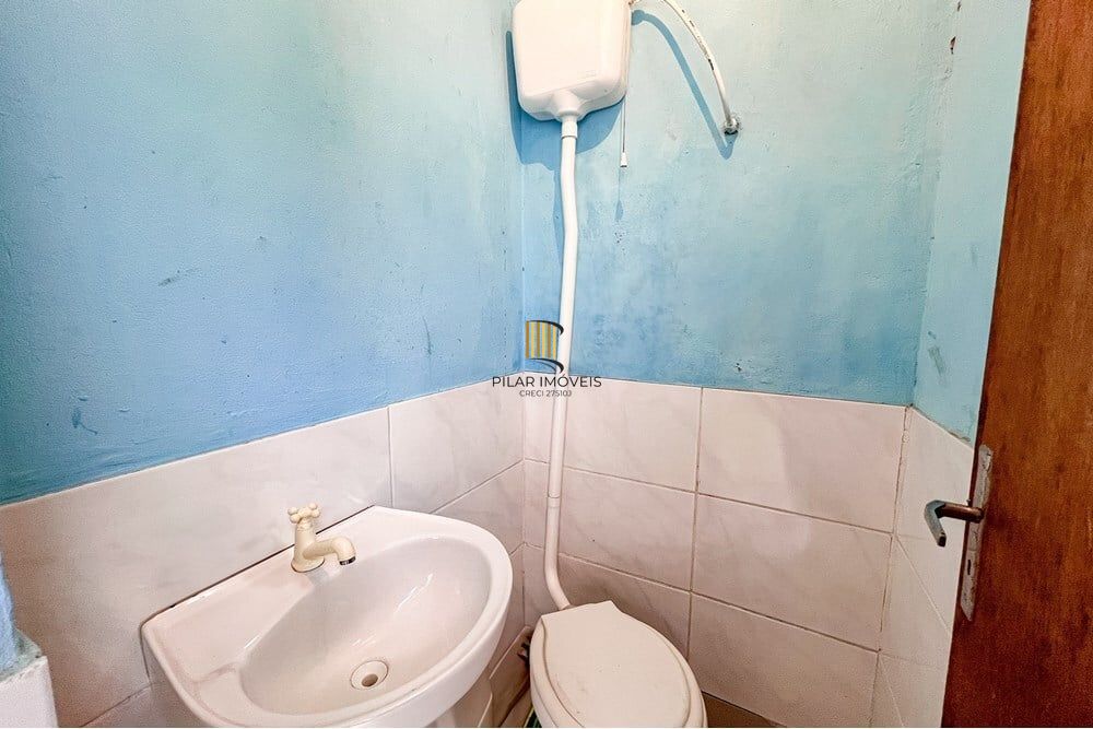 Casa de Condomínio 2 dormitórios no bairro Olaria