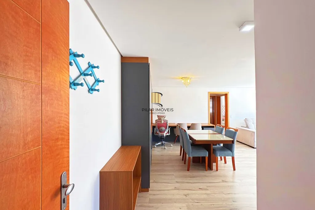 Apartamento 2 dormitórios no bairro Menino Deus