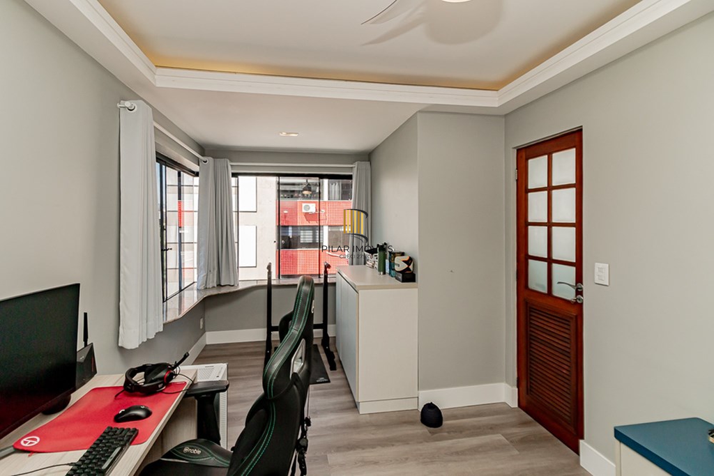 Cobertura 3 dormitórios no bairro Jardim Lindóia