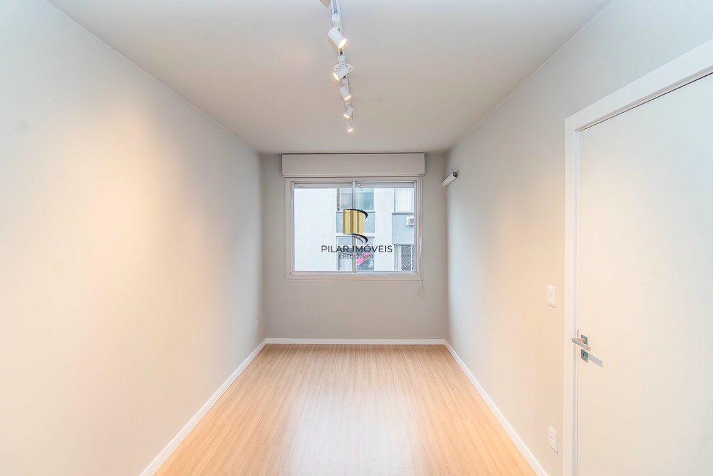 Apartamento 2 dormitórios no bairro Vila Ipiranga