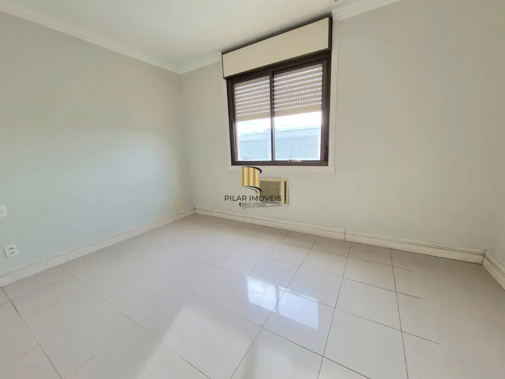 Apartamento 2 dormitórios no bairro Passo da Areia