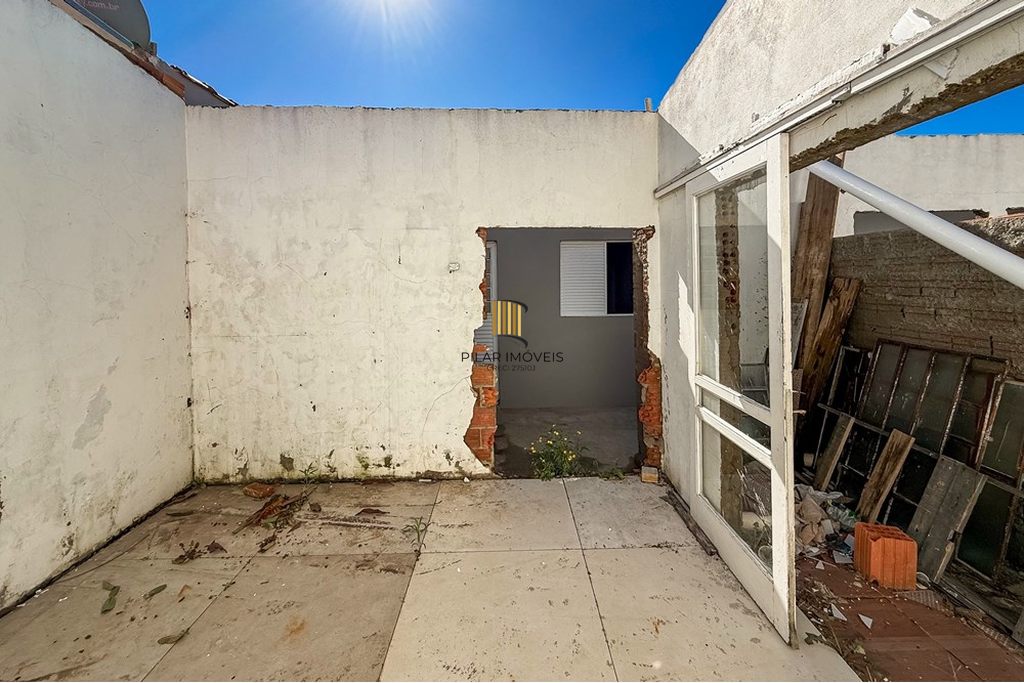 Casa 2 dormitórios no bairro Guajuviras