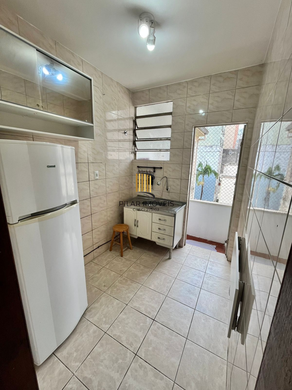 02 dormitórios no Centro, Rua Fernando Machado, com 59,26 m²