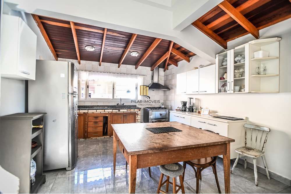 Casa 3 dormitórios no bairro Santa Tereza