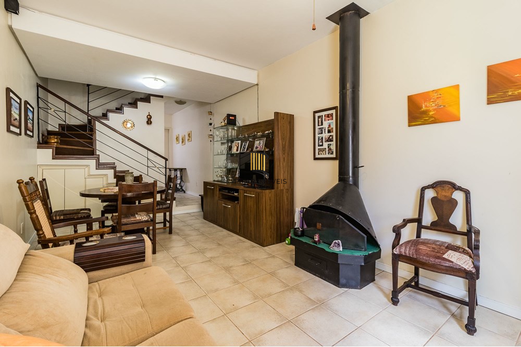 Casa de Condomínio 3 dormitórios no bairro Teresópolis