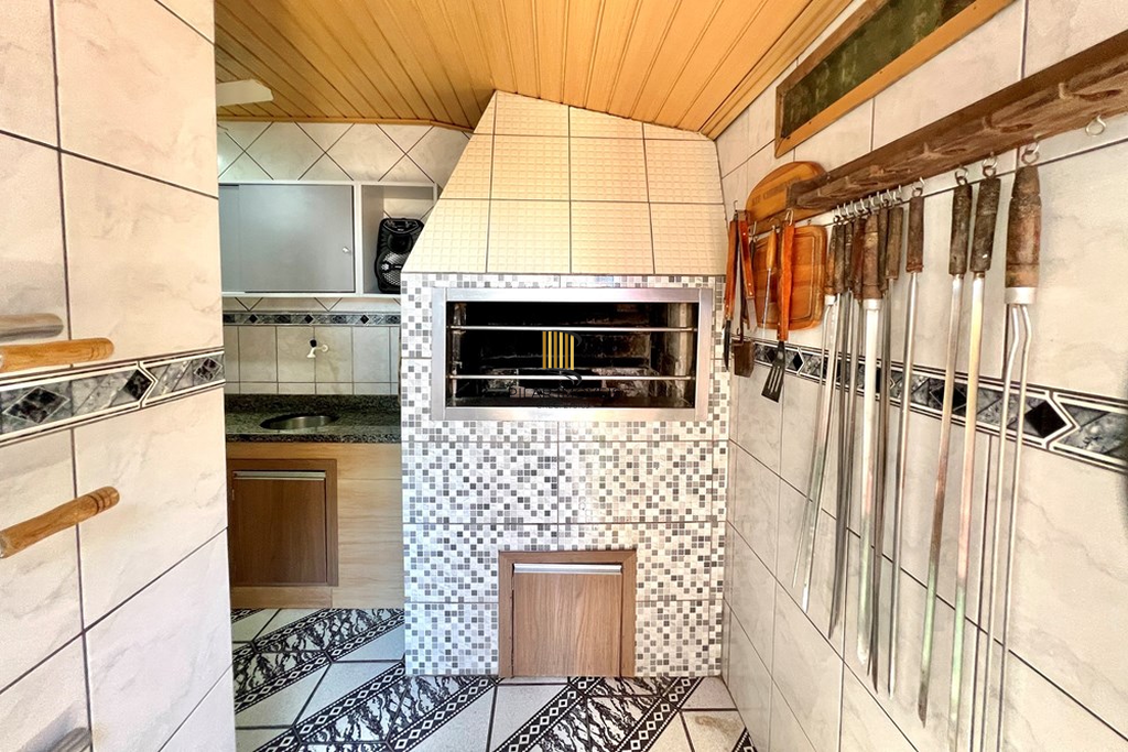 Casa 4 dormitórios no bairro Estância Velha