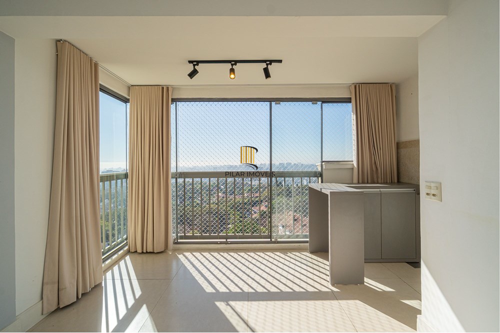 Apartamento 1 dormitório no bairro Três Figueiras