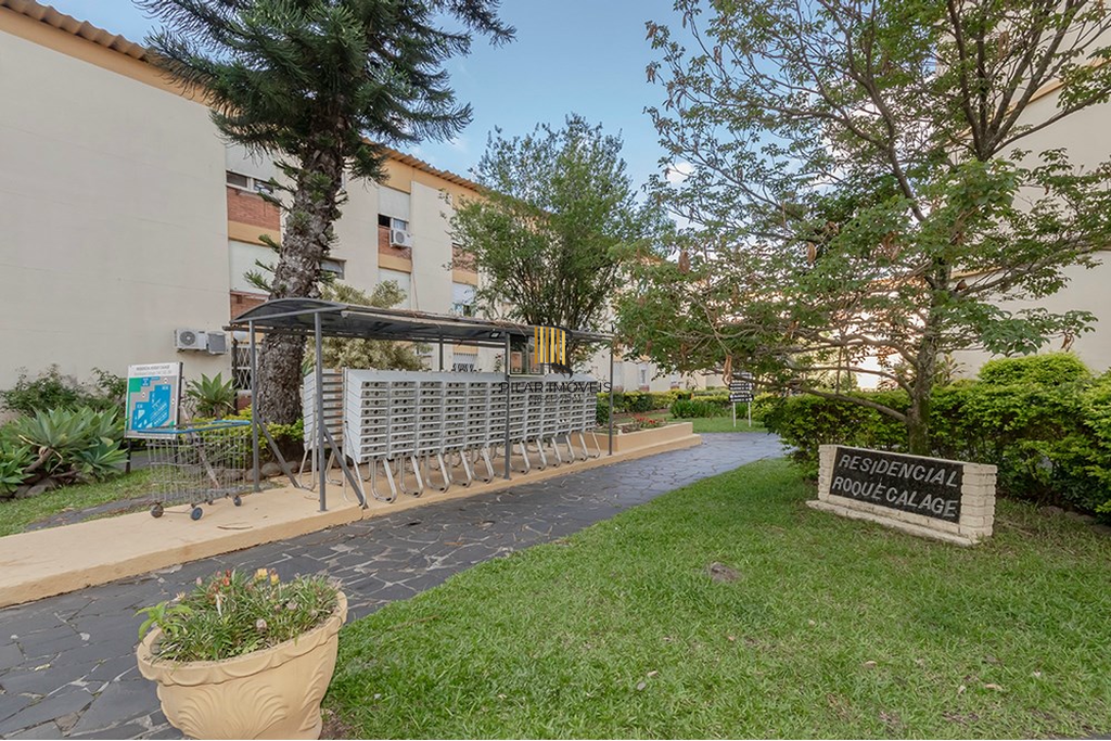 Apartamento 2 dormitórios no bairro Passo da Areia