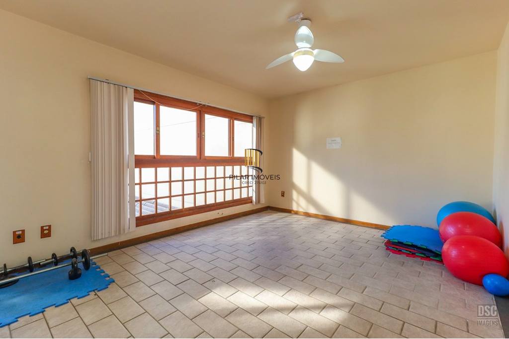 Apartamento 3 dormitórios no bairro Menino Deus