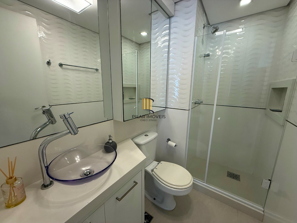 Apartamento 2 dormitórios no bairro São Geraldo