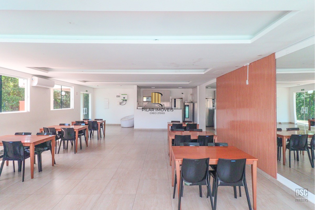 Apartamento 2 dormitórios no bairro Rubem Berta