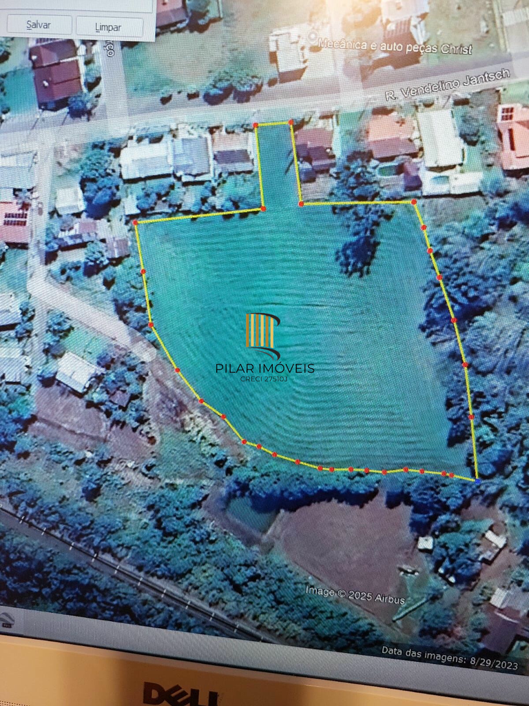 Terreno Comercial no bairro Nenhum