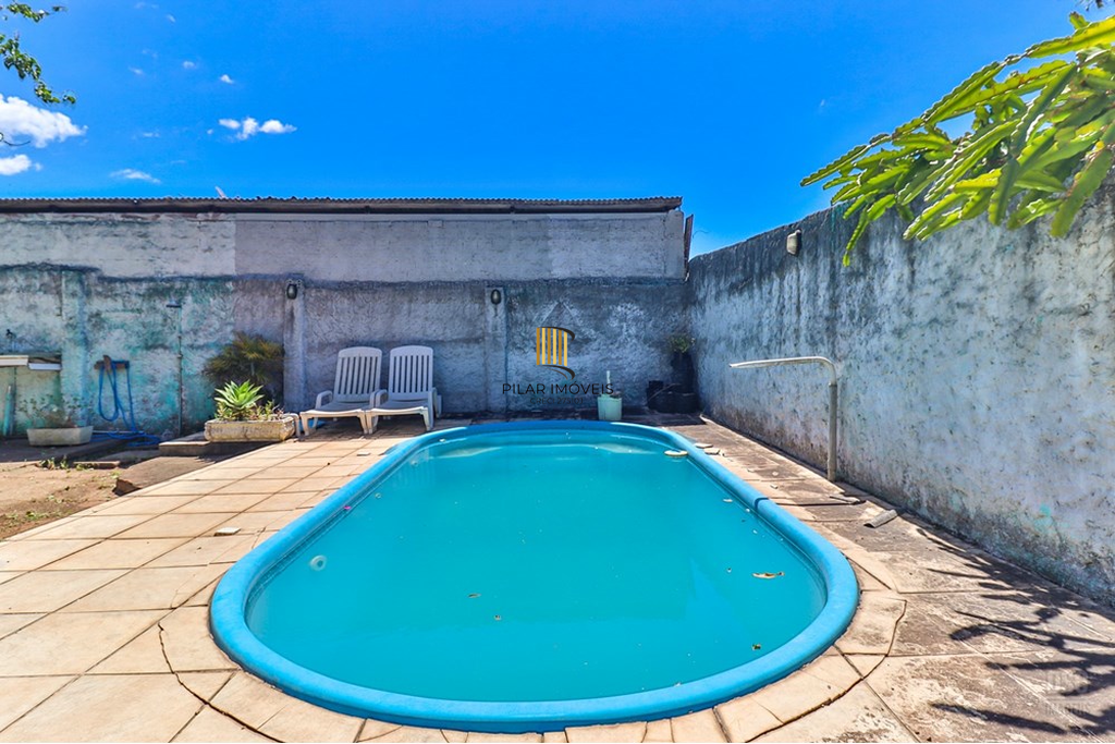 Casa 6 dormitórios no bairro Teresópolis