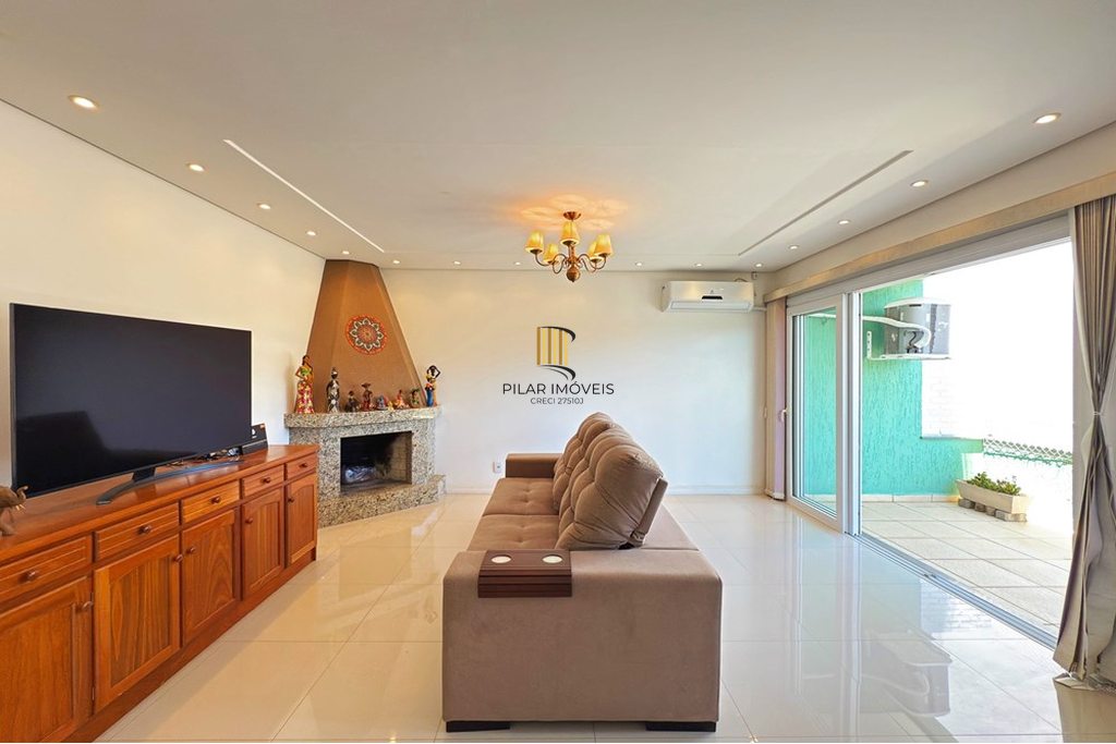 Casa 1 dormitório no bairro Hípica