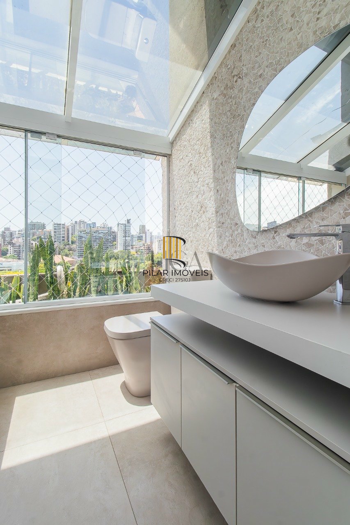 Cobertura 3 dormitórios no bairro Bela Vista