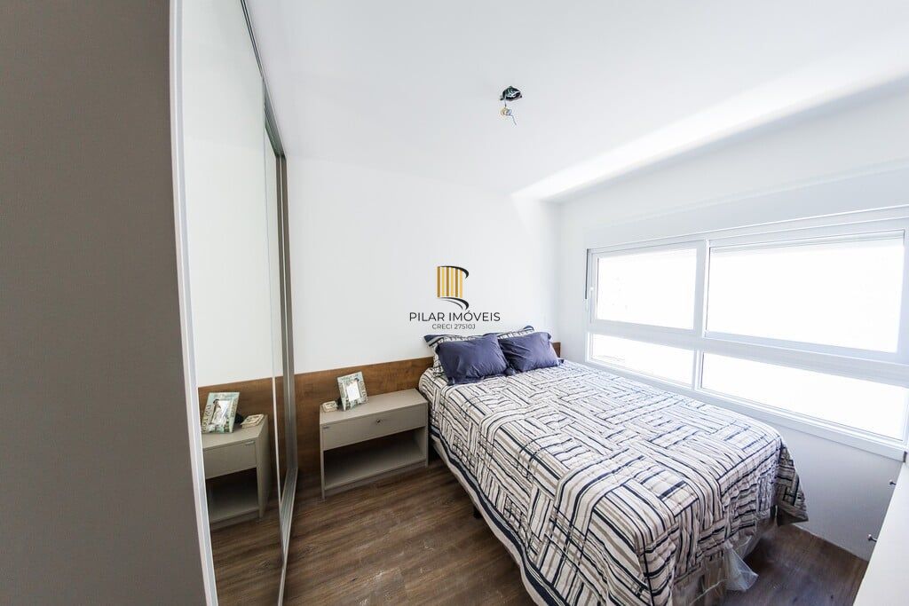 Apartamento 2 dormitórios no bairro Menino Deus