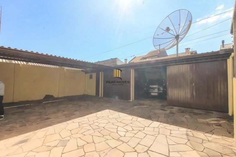 Casa 7 dormitórios no bairro Nonoai
