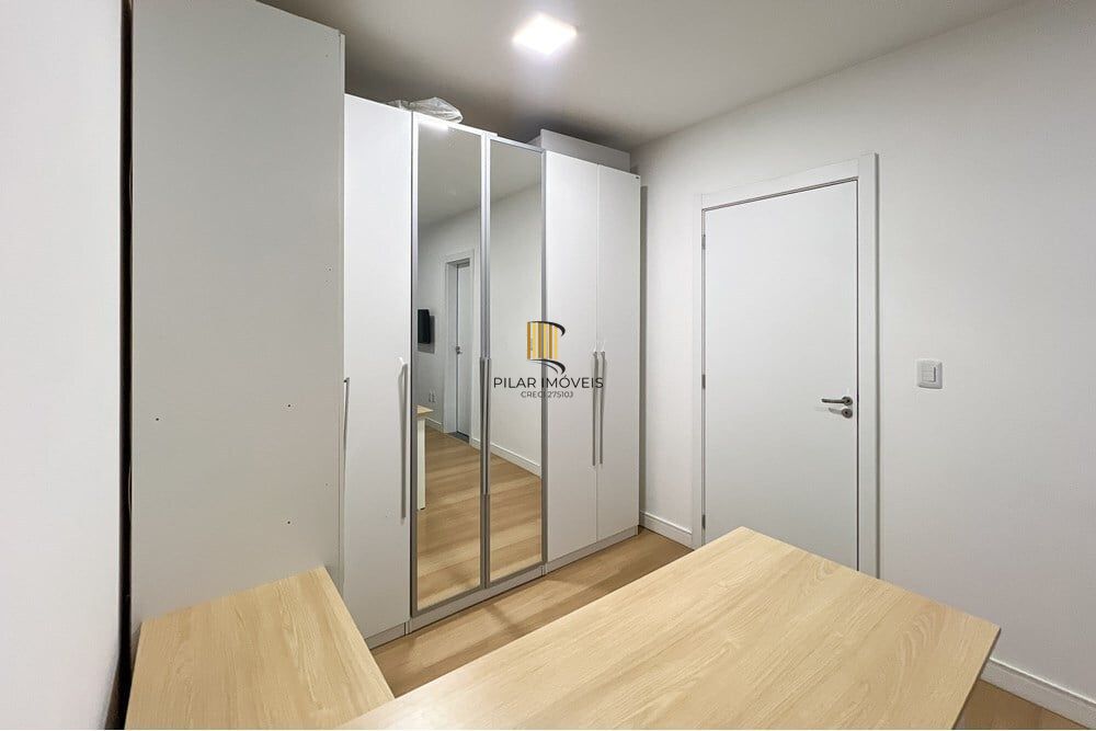 Casa de Condomínio 3 dormitórios no bairro Niterói