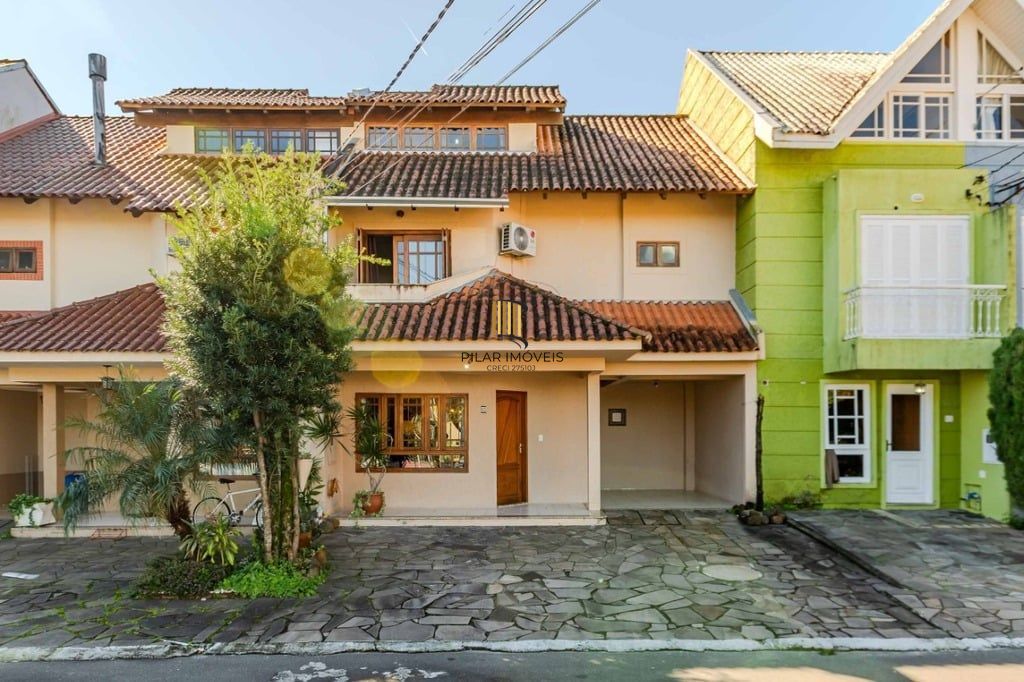 Casa de Condomínio 4 dormitórios no bairro Ipanema