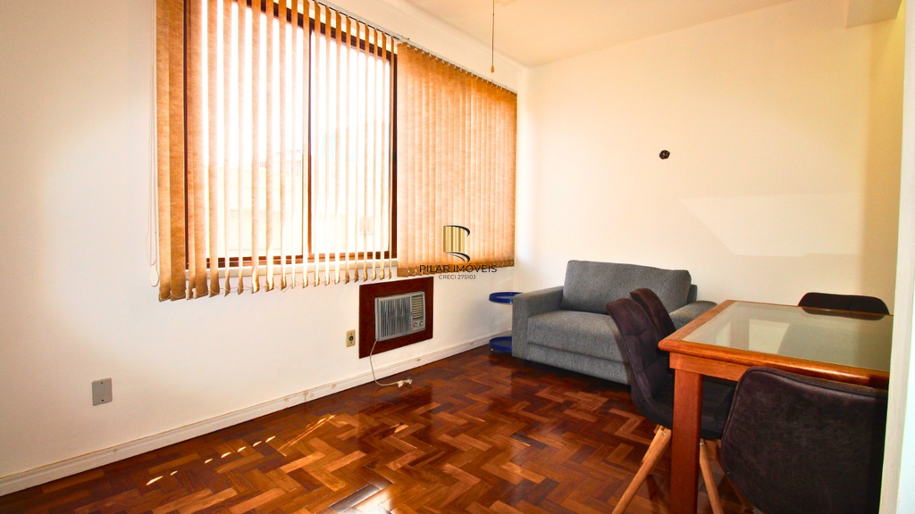 Apartamento 2 dormitórios no bairro Floresta
