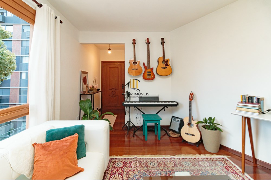 Apartamento 3 dormitórios no bairro Mont Serrat