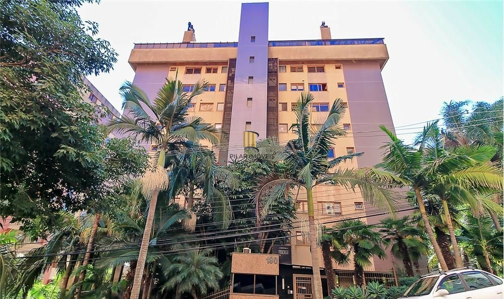 Apartamento 4 dormitórios no bairro Bela Vista