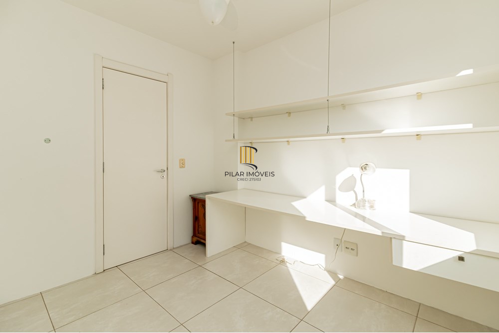 Apartamento 2 dormitórios no bairro Mont Serrat