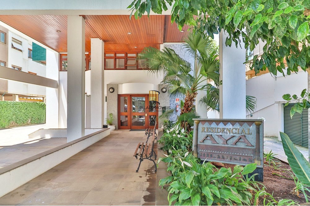 Cobertura 3 dormitórios no bairro Petrópolis