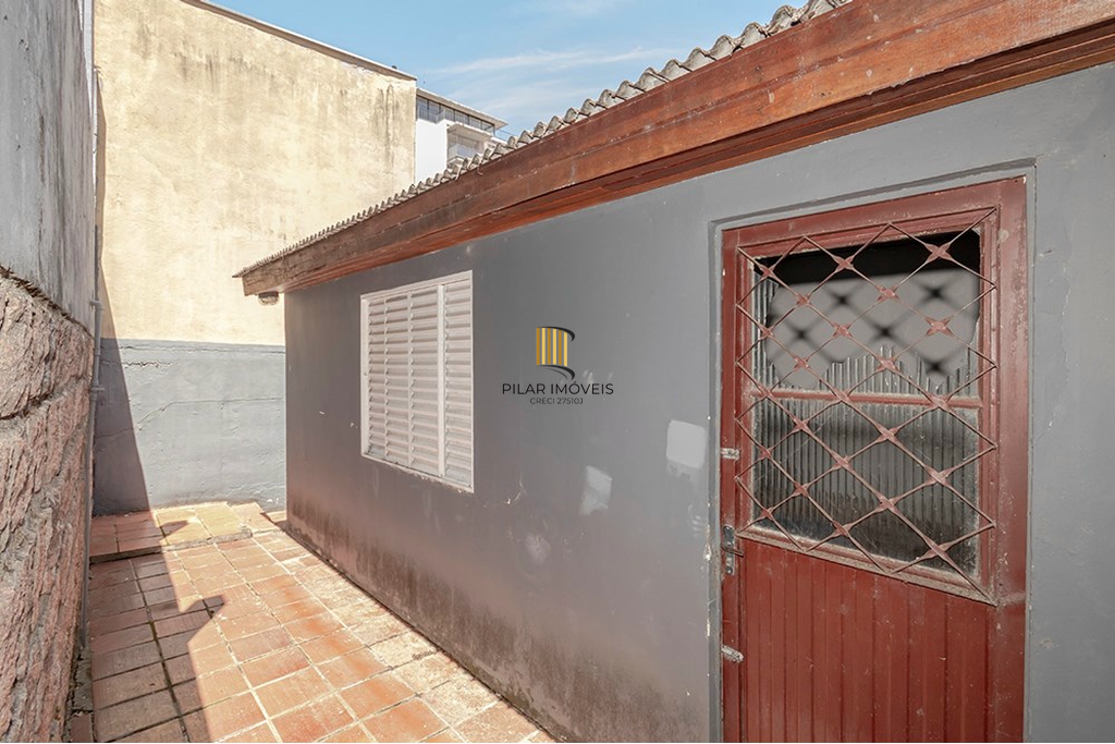 Casa 3 dormitórios no bairro Menino Deus