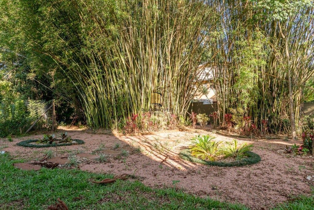 Casa de Condomínio 3 dormitórios no bairro Ipanema