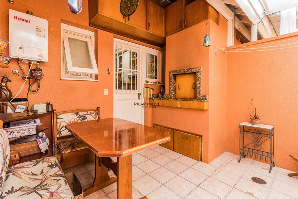 Casa de Condomínio 3 dormitórios no bairro Teresópolis