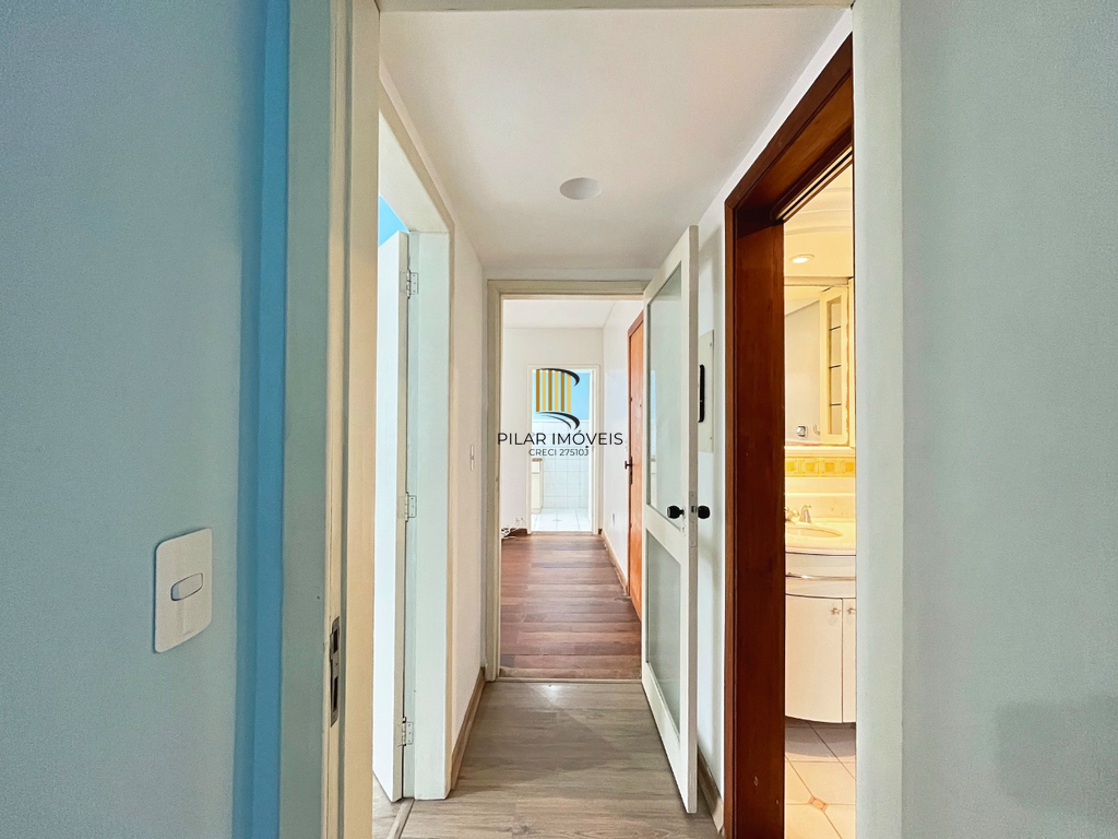 Apartamento 2 dormitórios no bairro Bom Fim