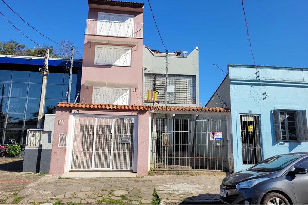 Casa 3 dormitórios no bairro Menino Deus