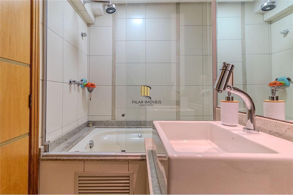 Apartamento 3 dormitórios no bairro Passo da Areia