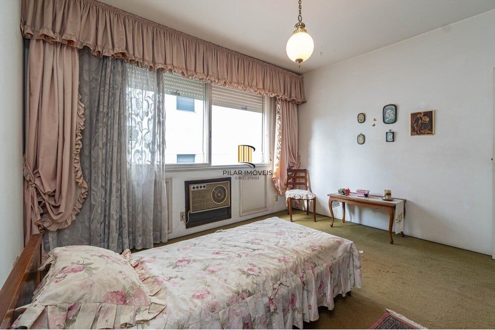 Apartamento 4 dormitórios no bairro Auxiliadora