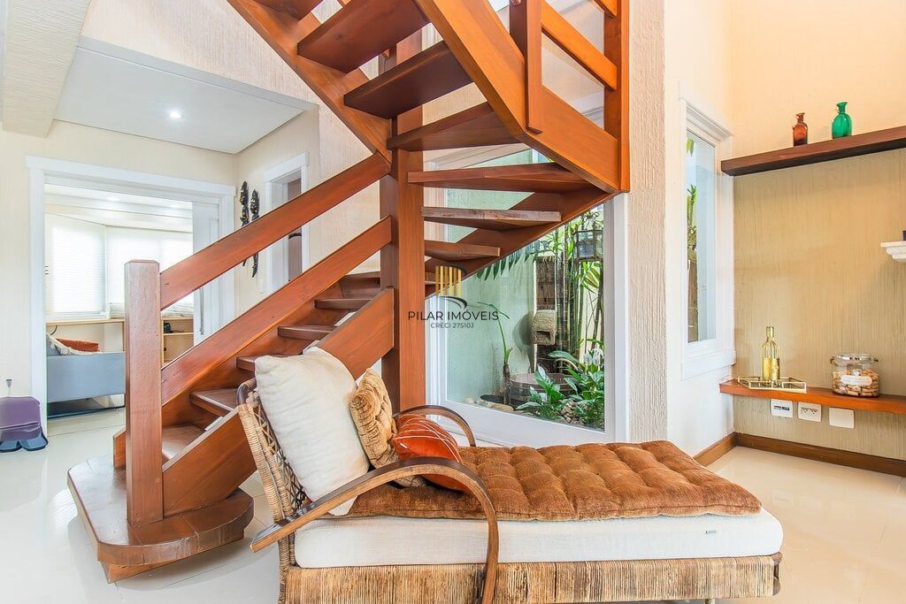Casa de Condomínio 4 dormitórios no bairro Belém Novo