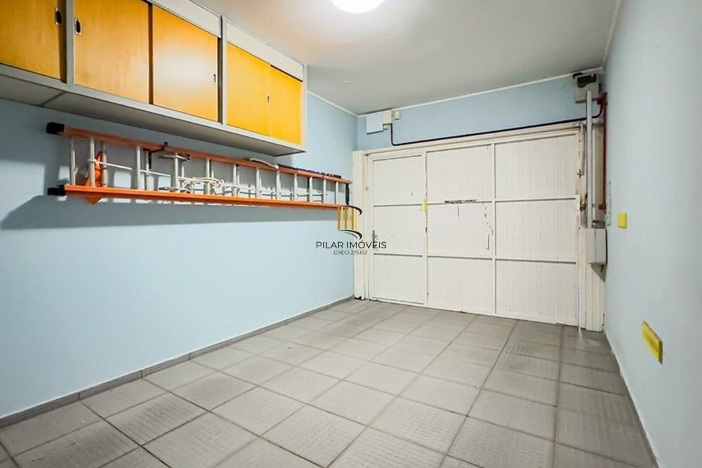 Casa 4 dormitórios no bairro Santa Maria Goretti