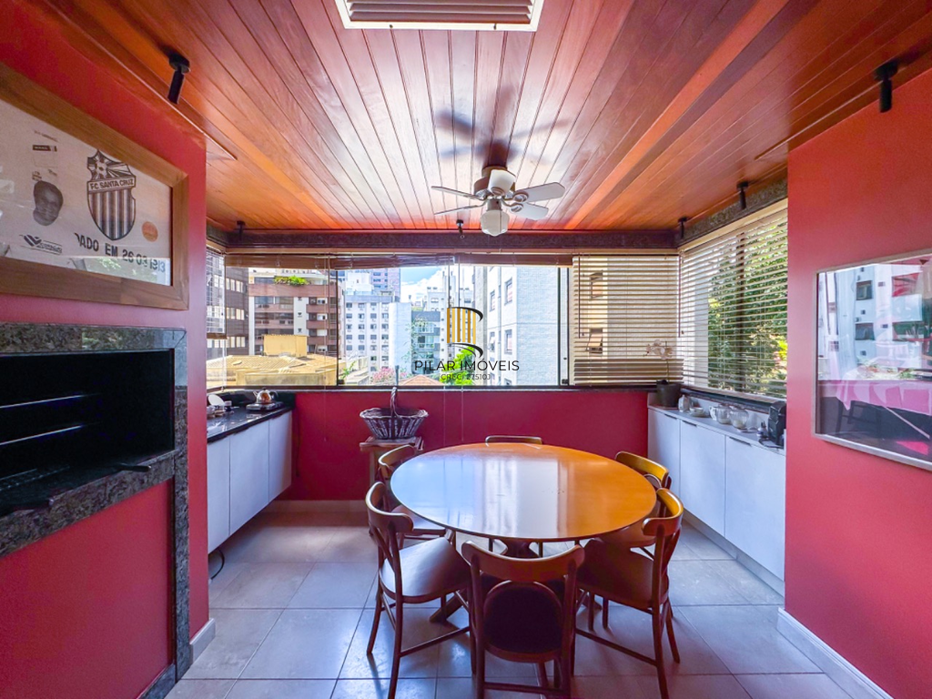 Apartamento 4 dormitórios no bairro Bela Vista