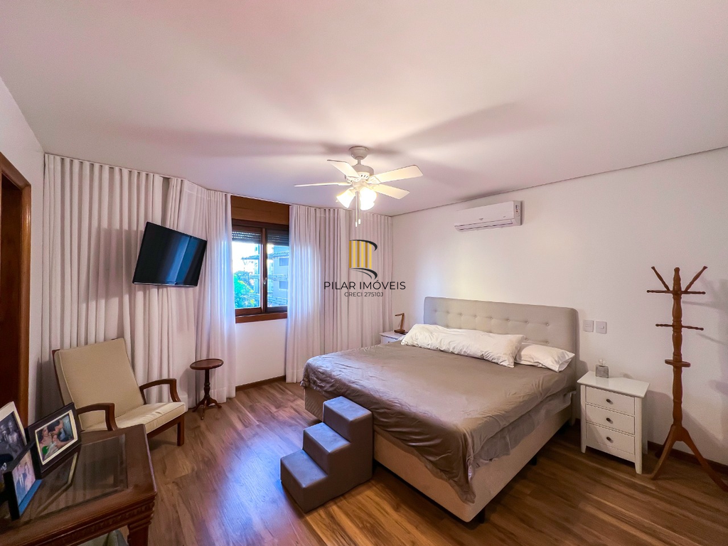Apartamento 4 dormitórios no bairro Moinhos de Vento