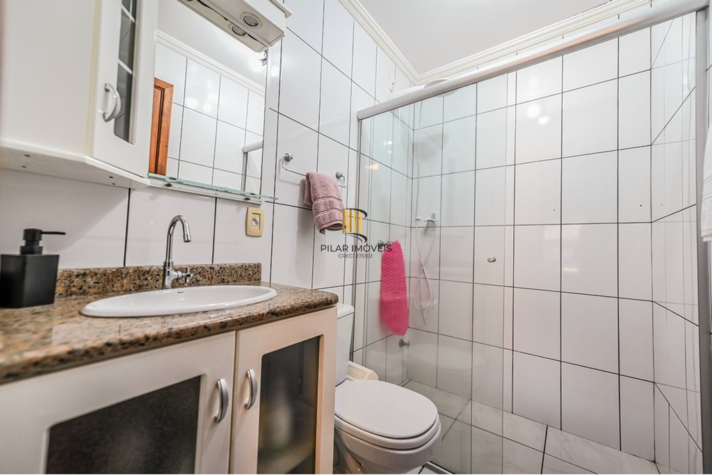 Casa de Condomínio 2 dormitórios no bairro Hípica