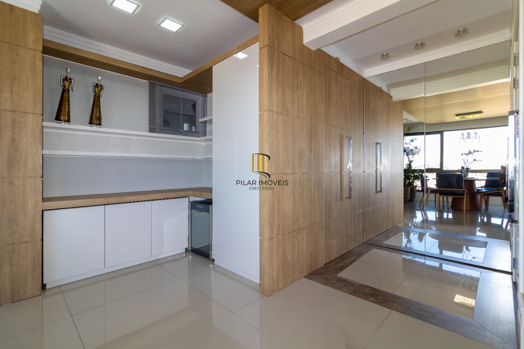 Apartamento 3 dormitórios no bairro Petrópolis