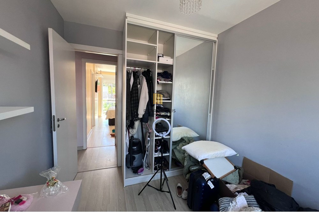 Casa 3 dormitórios no bairro Lomba do Pinheiro