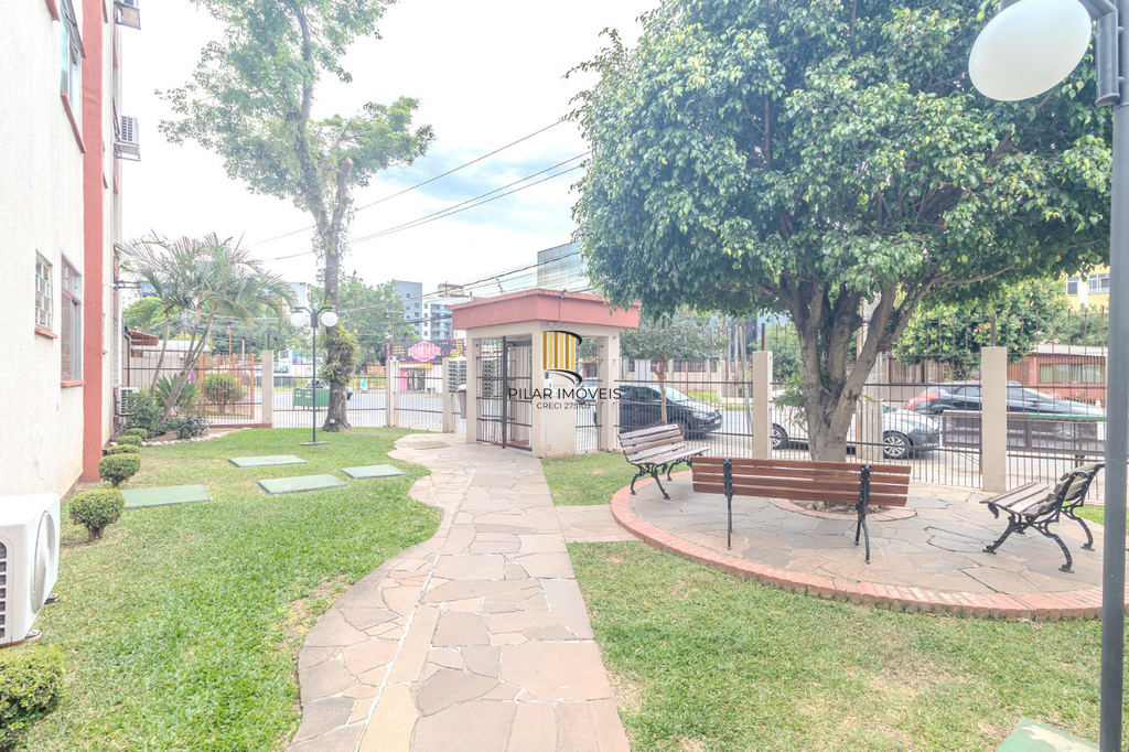 Apartamento 2 dormitórios no bairro Centro