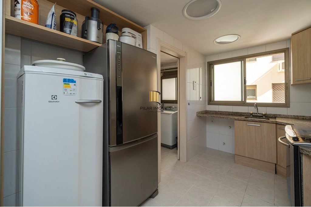 Apartamento 3 dormitórios no bairro Menino Deus