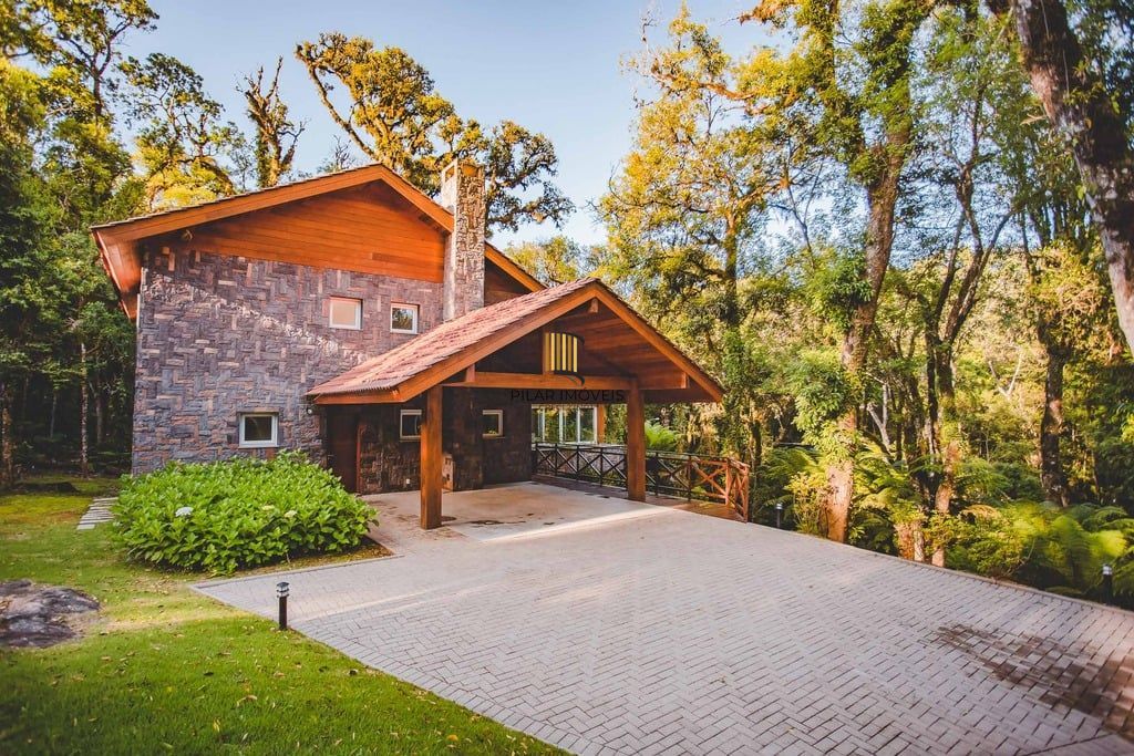 Casa de Condomínio 4 dormitórios no bairro Mato Queimado