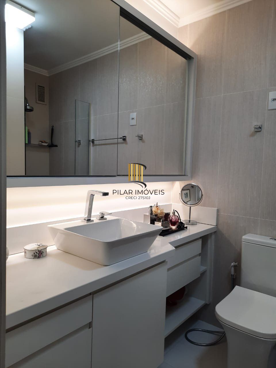 Apartamento 3 dormitórios no bairro Moinhos de Vento