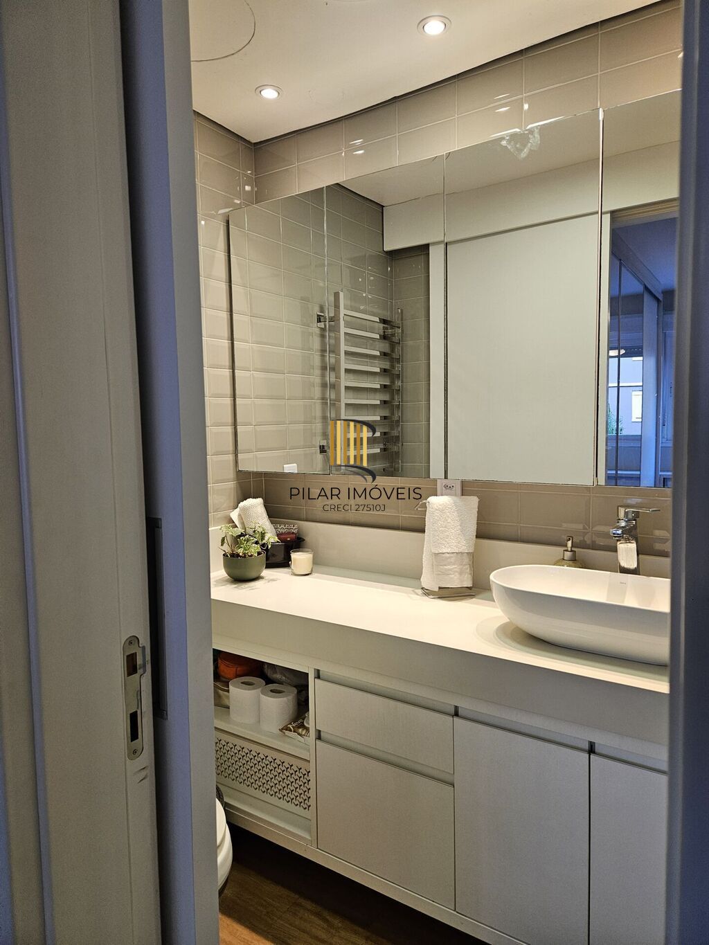 Apartamento 3 dormitórios no bairro Jardim Sabará