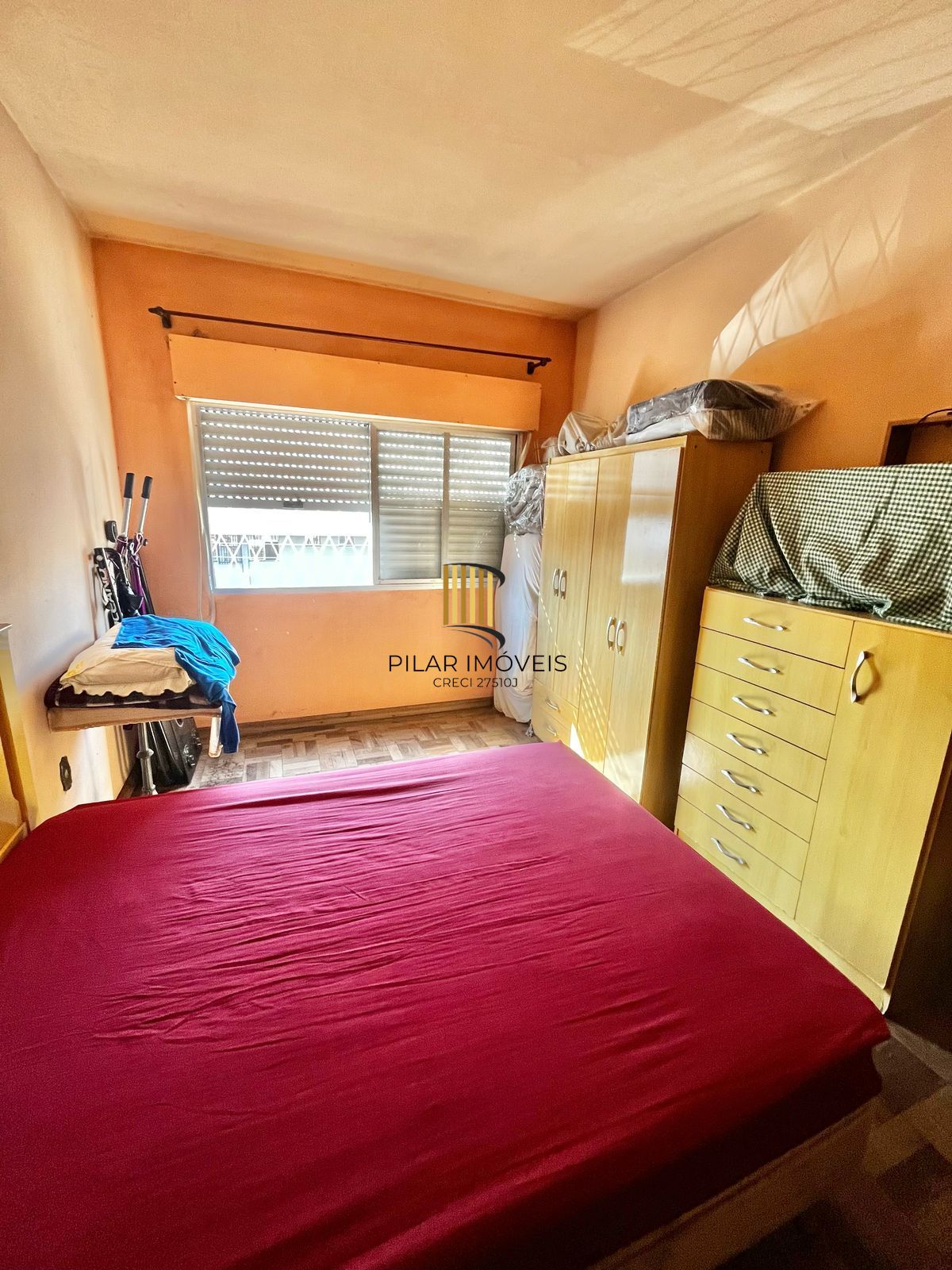 02 dormitórios, bairro Santa Maria Gorethi, sala enorme, cozinha e banheiro, aceita financiamento