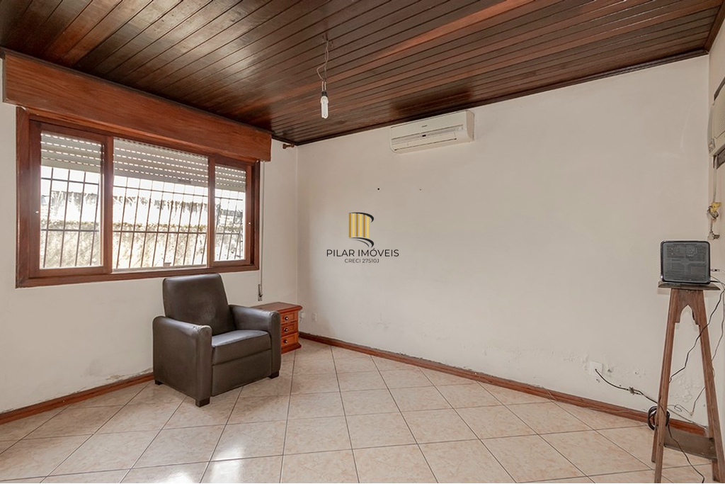 Casa 4 dormitórios no bairro Cavalhada